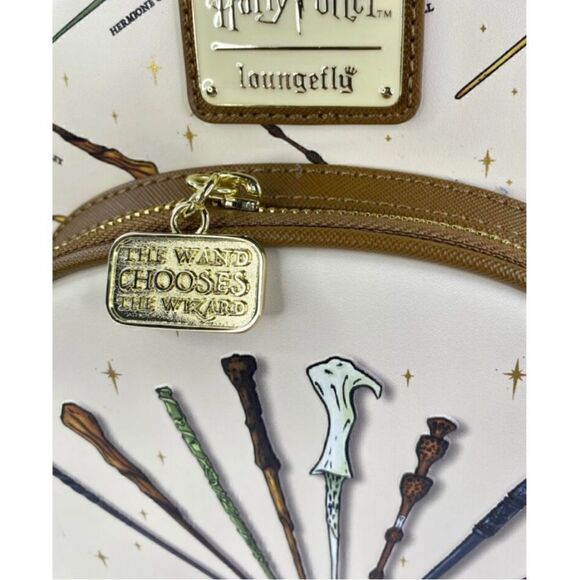 🪄🪄 Loungefly Harry Potter Ollivanders
Wands Mini Backpack - Picture 7 of 7